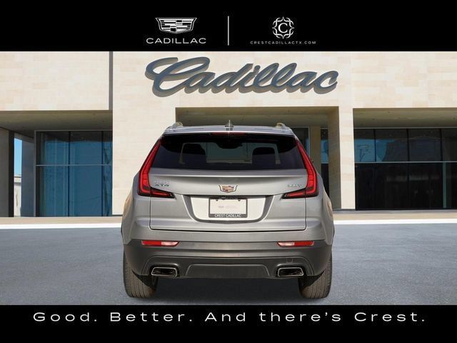 Used 2023 Cadillac XT4 Luxury w/ Cold Weather Package FWD image 6