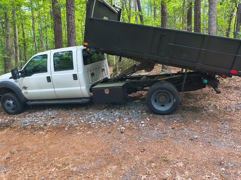 Used 2014 Ford F450 XL w/ Power Equipment Group RWD image 2