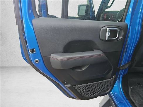 Used 2022 Jeep Gladiator Rubicon w/ LED Lighting Group image 10