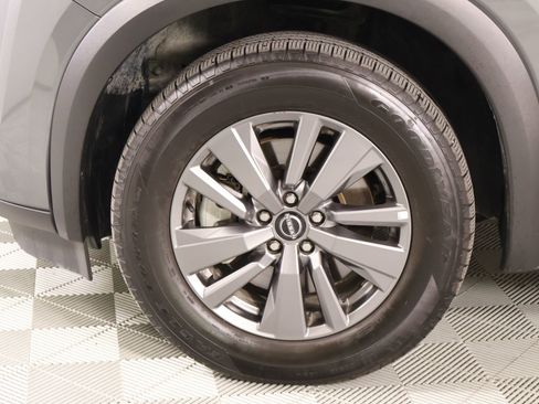 Used 2025 Nissan Pathfinder SV FWD image 17