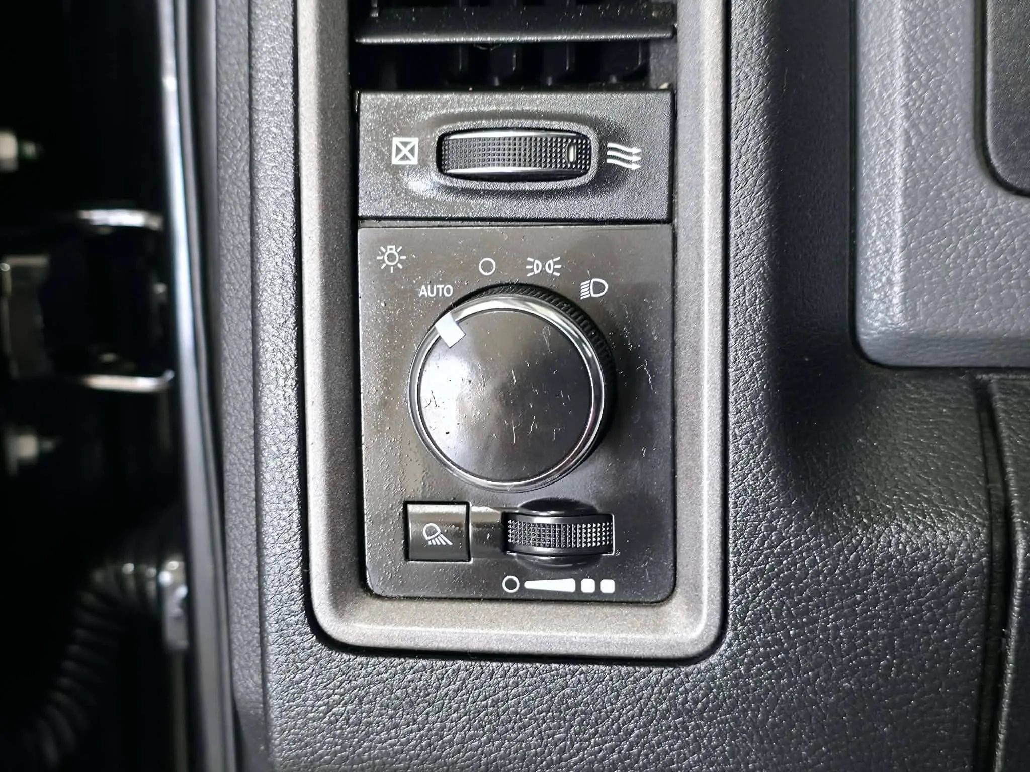 Used 2017 RAM 1500 Tradesman RWD image 18