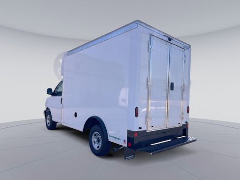 New 2025 Chevrolet Express 3500 w/ Power Convenience Package image 4
