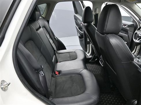Used 2020 MAZDA CX-5 Touring image 27