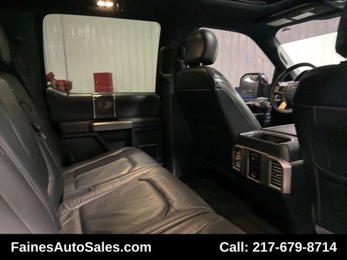Used 2015 Ford F150 Platinum w/ Equipment Group 701A Luxury image 46