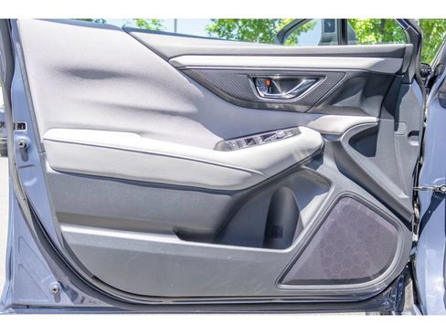 Used 2025 Subaru Legacy Premium AWD/4WD image 16