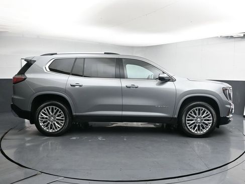 Used 2024 GMC Acadia Denali w/ LPO, Roadside Safety Package image 9