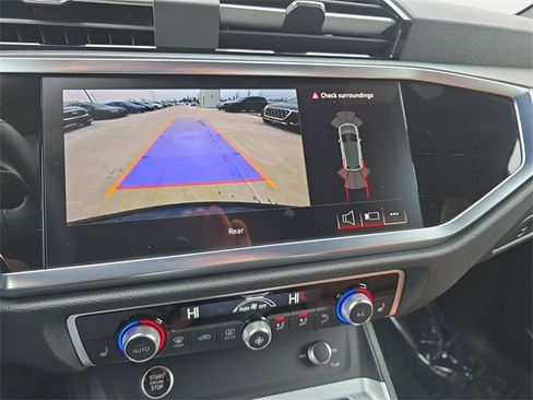 Used 2025 Audi Q3 2.0T Premium w/ Convenience Package image 27