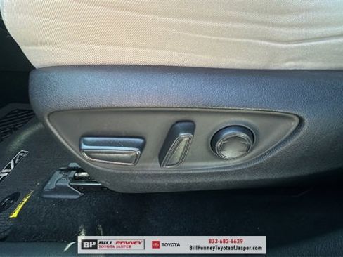 Used 2024 Toyota RAV4 XLE w/ Convenience Package image 16