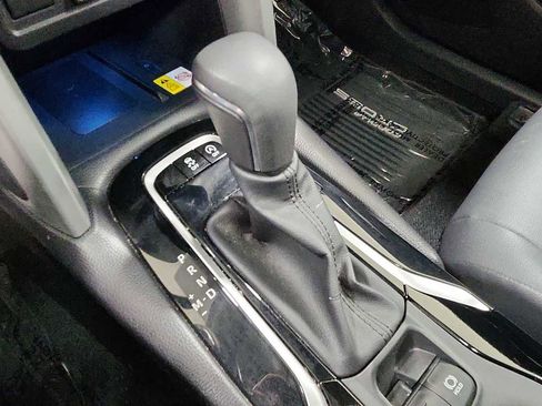 Certified 2022 Toyota Corolla Cross XLE w/ Convenience Package AWD/4WD image 22