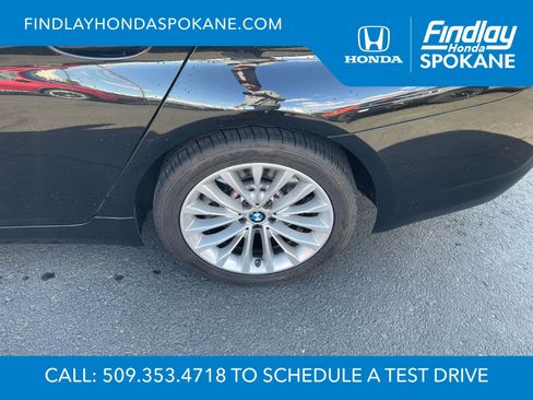 Used 2022 BMW 530i xDrive w/ Executive Package AWD/4WD image 4