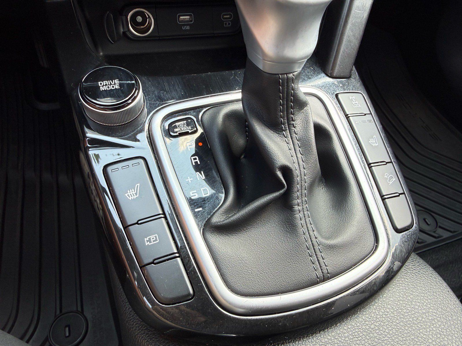 Used 2024 Kia Seltos X-Line AWD/4WD image 16
