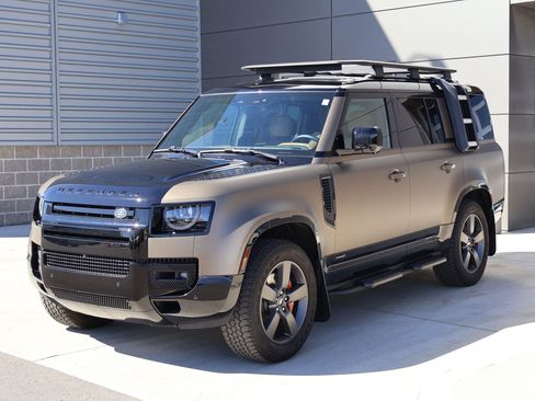 Used 2025 Land Rover Defender 130 X AWD/4WD image 1