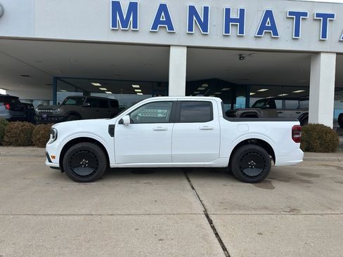 New 2025 Ford Maverick Lobo image 4