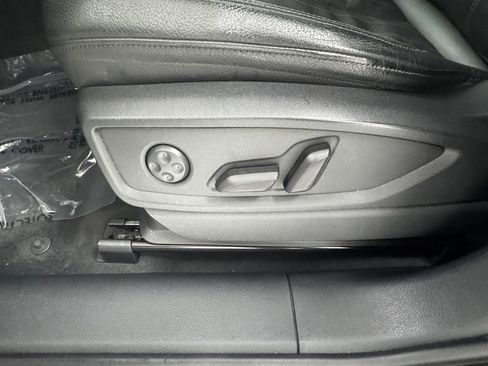 Used 2018 Audi Q5 2.0T Premium Plus w/ Premium Plus Package image 29