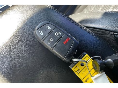 Used 2019 Jeep Grand Cherokee Limited X image 13