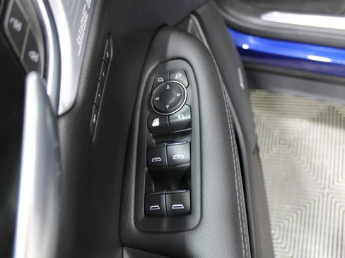 Certified 2023 Cadillac XT5 Premium Luxury image 7