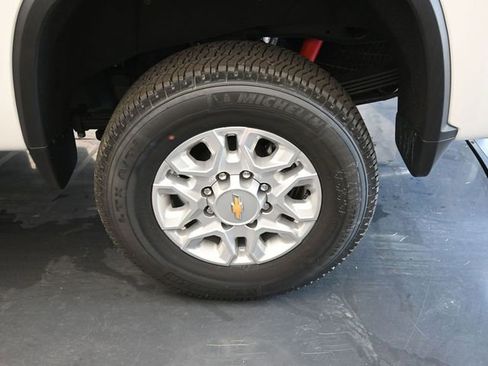 New 2025 Chevrolet Silverado 2500 LT image 14