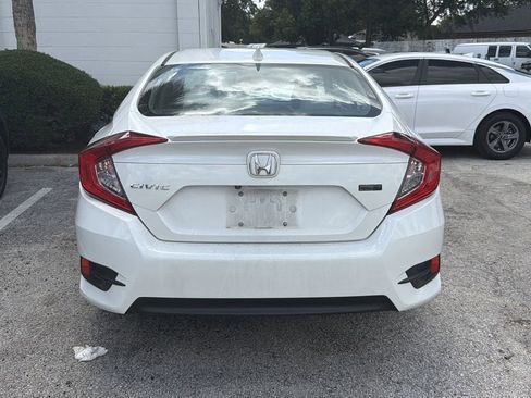 Used 2016 Honda Civic EX-T image 2