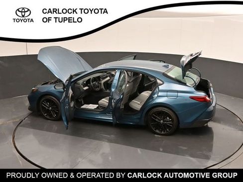 Used 2025 Toyota Camry SE FWD image 59