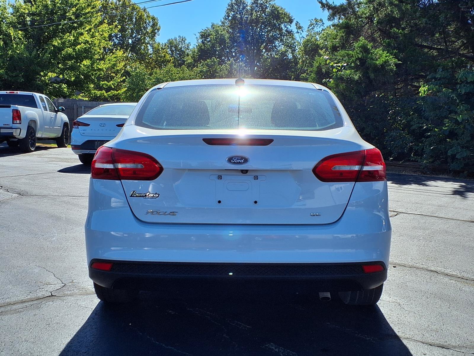 Used 2018 Ford Focus SE FWD image 9