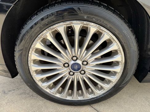Used 2016 Ford Fusion Titanium FWD image 7