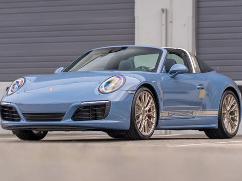 Used 2017 Porsche 911 Targa 4S AWD/4WD image 7