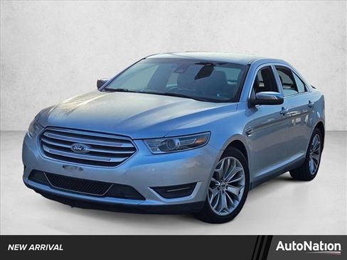 Used 2017 Ford Taurus Limited image 1