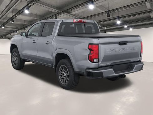 Used 2024 Chevrolet Colorado LT w/ LT Convenience Package II RWD image 3