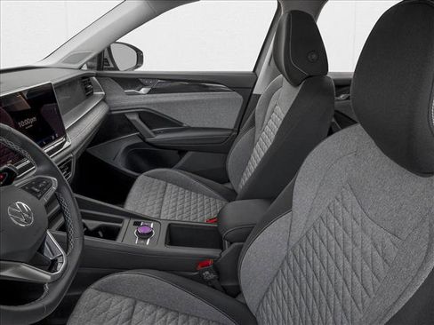 New 2026 Volkswagen Tiguan S image 6