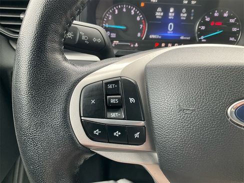 Certified 2022 Ford Explorer XLT image 19