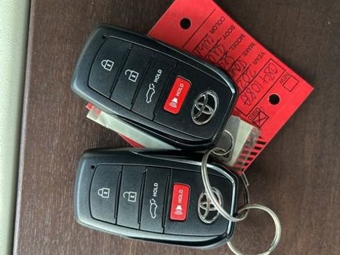 Certified 2024 Toyota Sequoia Capstone image 20