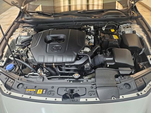 Used 2024 MAZDA MAZDA3 s image 32