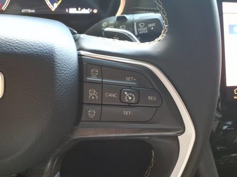 Used 2024 Jeep Grand Cherokee L Limited RWD image 22