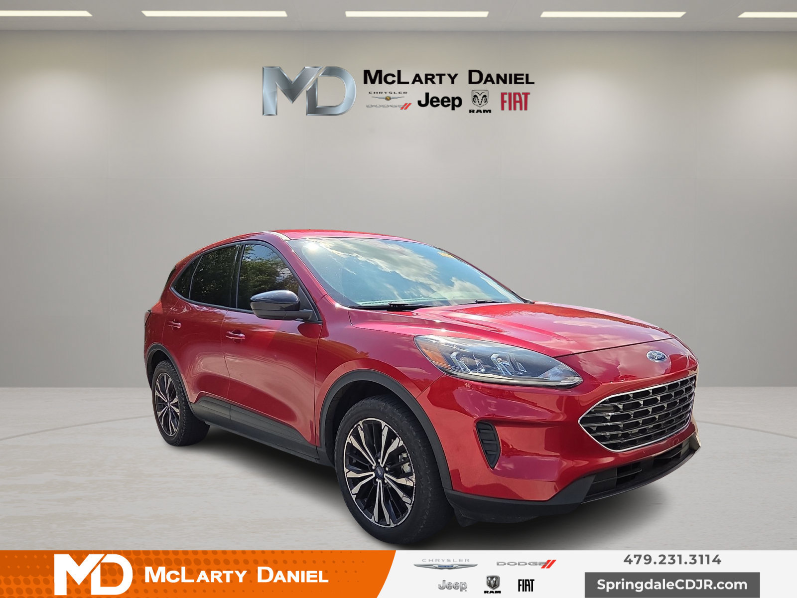 Used 2021 Ford Escape SE w/ SE Sport Appearance Package AWD/4WD image 1