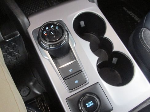Used 2024 Ford Bronco Sport Outer Banks AWD/4WD image 40