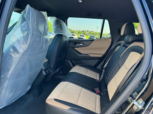 New 2026 Chevrolet Equinox ACTIV image 7