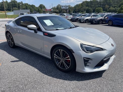 Used 2013 Scion FR-S 10 Series RWD image 5