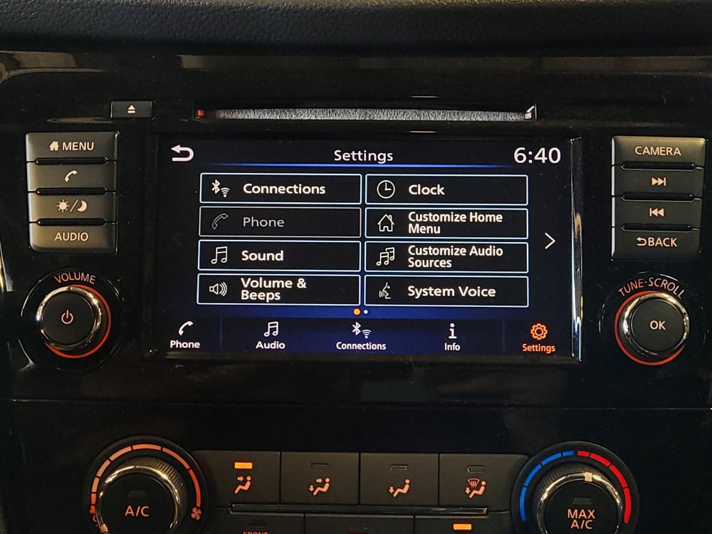 Used 2019 Nissan Rogue Sport S FWD image 25