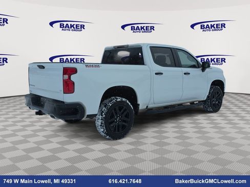 Used 2021 Chevrolet Silverado 1500 LT Trail Boss w/ Bed Protection Package image 5