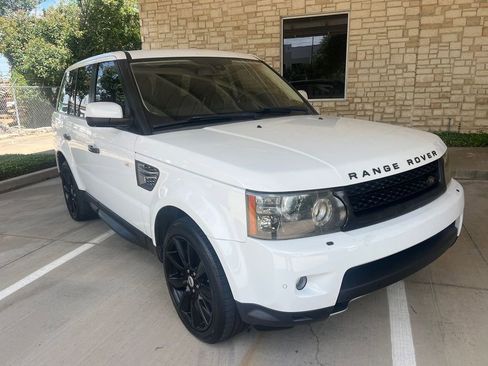 Used 2011 Land Rover Range Rover Sport Supercharged AWD/4WD image 2
