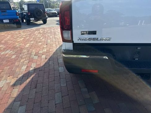 Used 2020 Honda Ridgeline RTL image 8