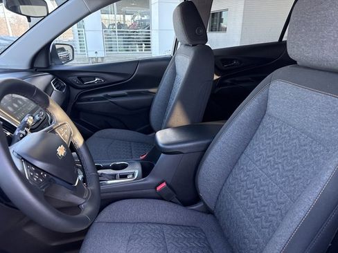 Used 2024 Chevrolet Equinox LT image 5