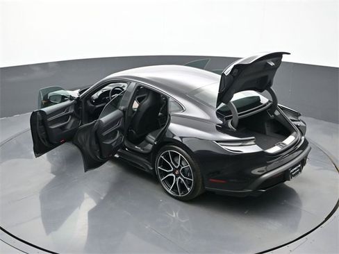 New 2026 Porsche Taycan 4 image 30
