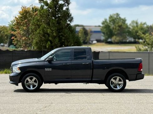 Used 2017 RAM 1500 Express AWD/4WD image 8