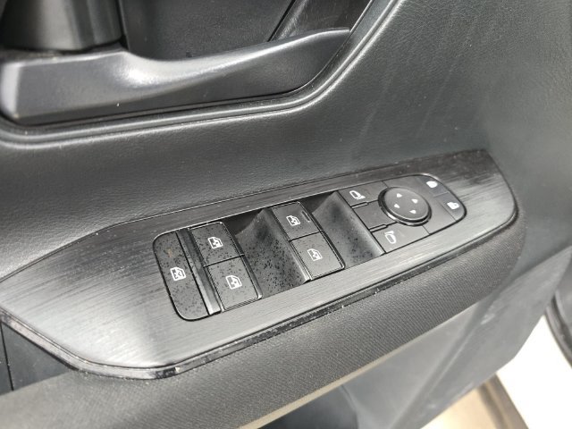 Used 2025 Nissan Kicks S FWD image 22