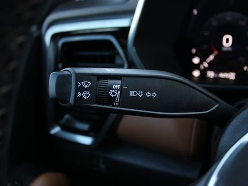 Used 2024 GMC Canyon AT4 w/ AT4 Premium Package image 10