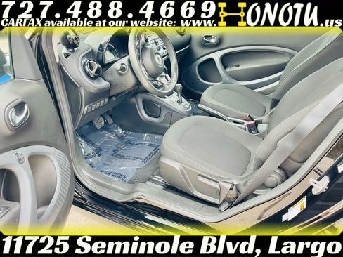 Used 2018 smart fortwo electric drive image 10