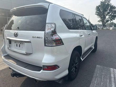 Used 2021 Lexus GX 460 Premium w/ Premium Package AWD/4WD image 7