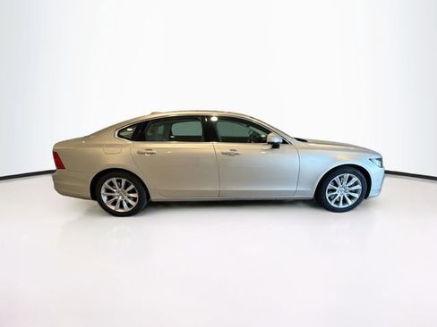 Used 2018 Volvo S90 T6 Momentum w/ Convenience Package image 9