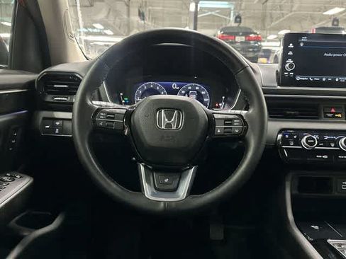 Used 2023 Honda Pilot Elite image 15